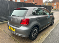 VOLKSWAGEN POLO S