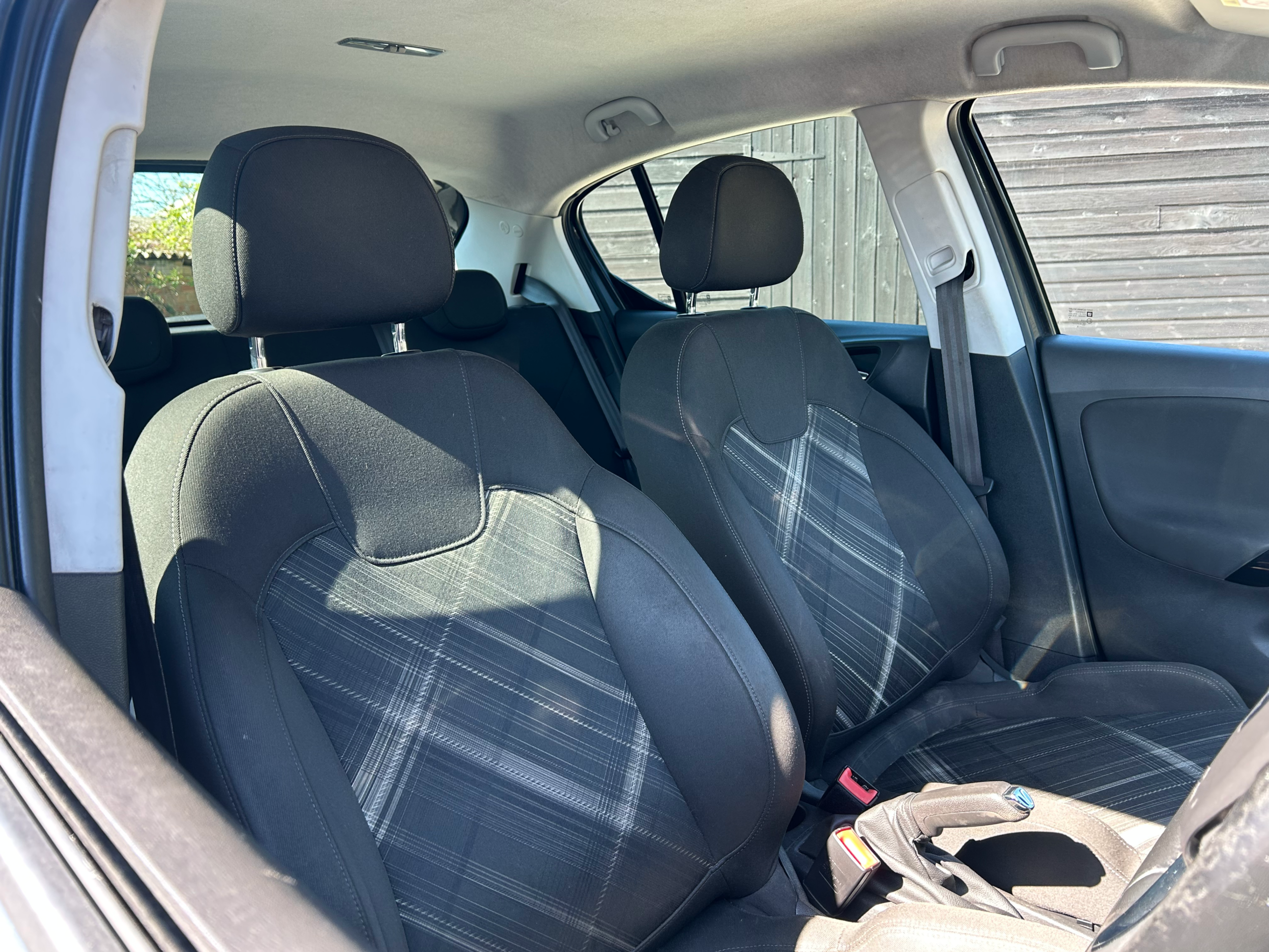 VAUXHALL CORSA LIMITED EDITION