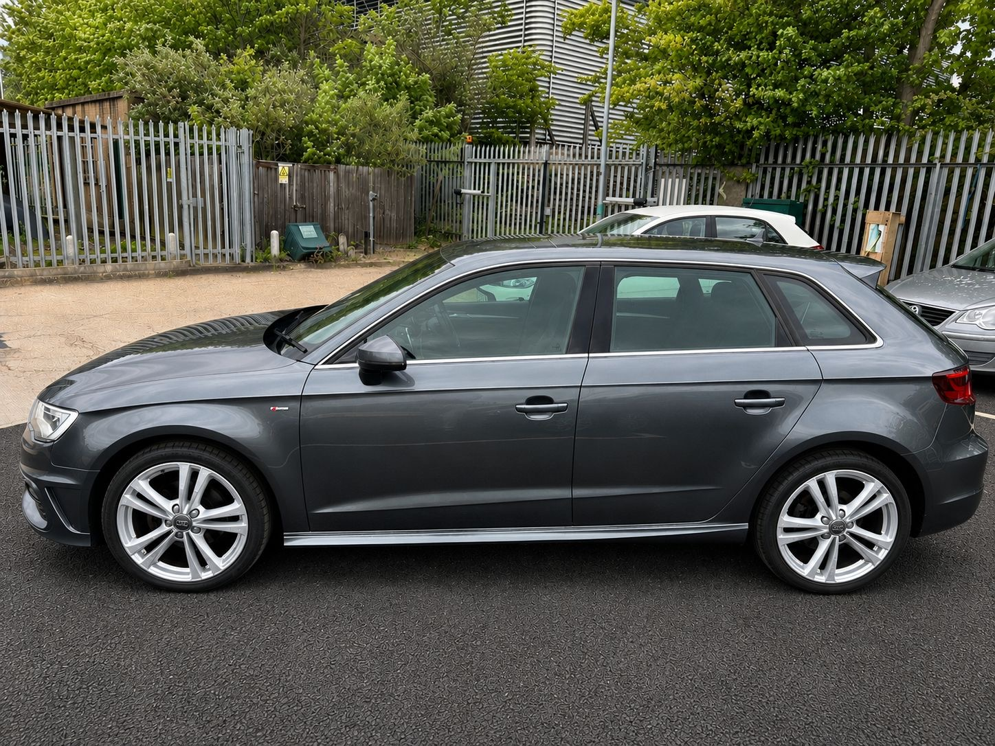 AUDI A3 S LINE