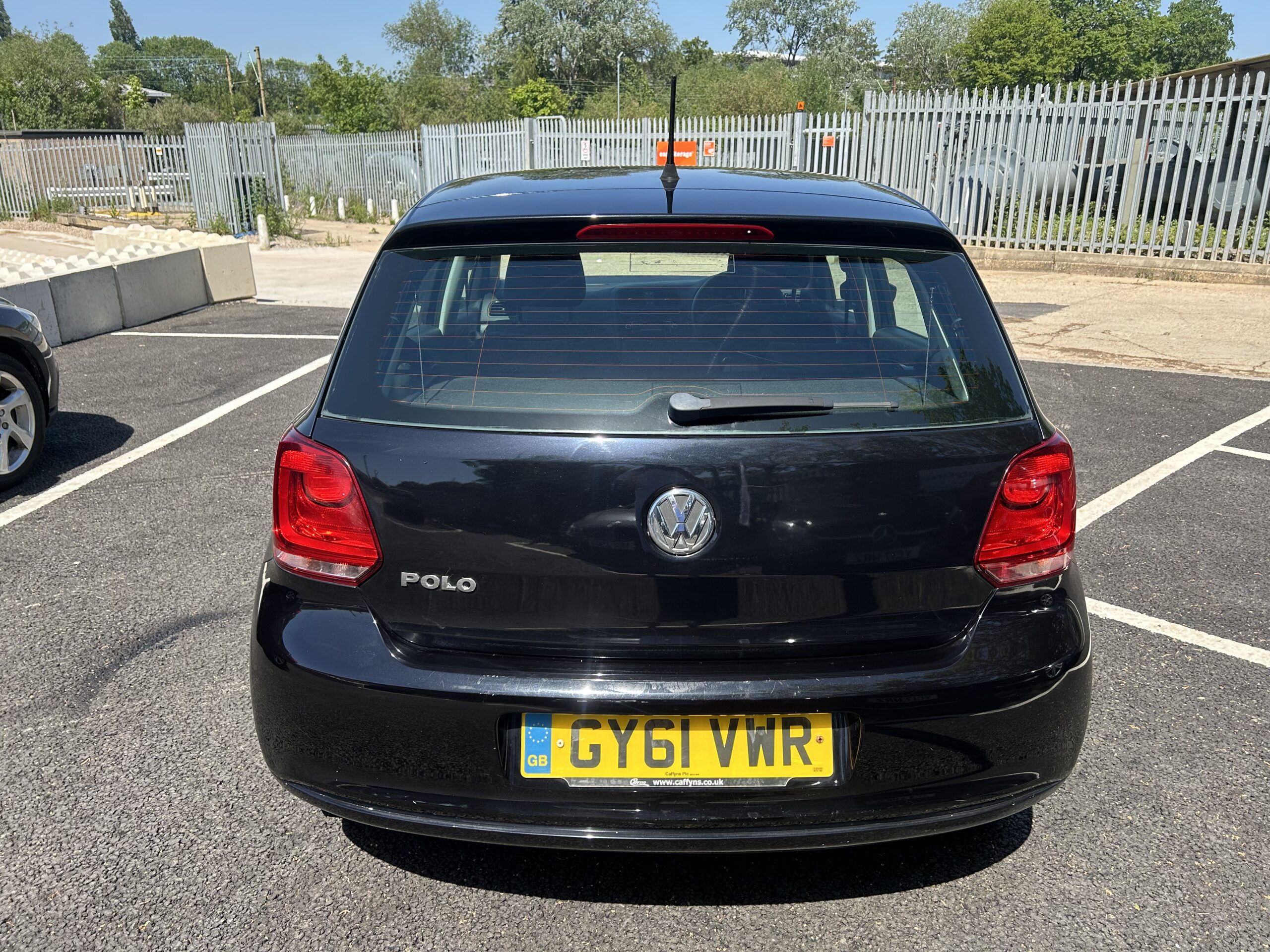 VOLKSWAGEN POLO S