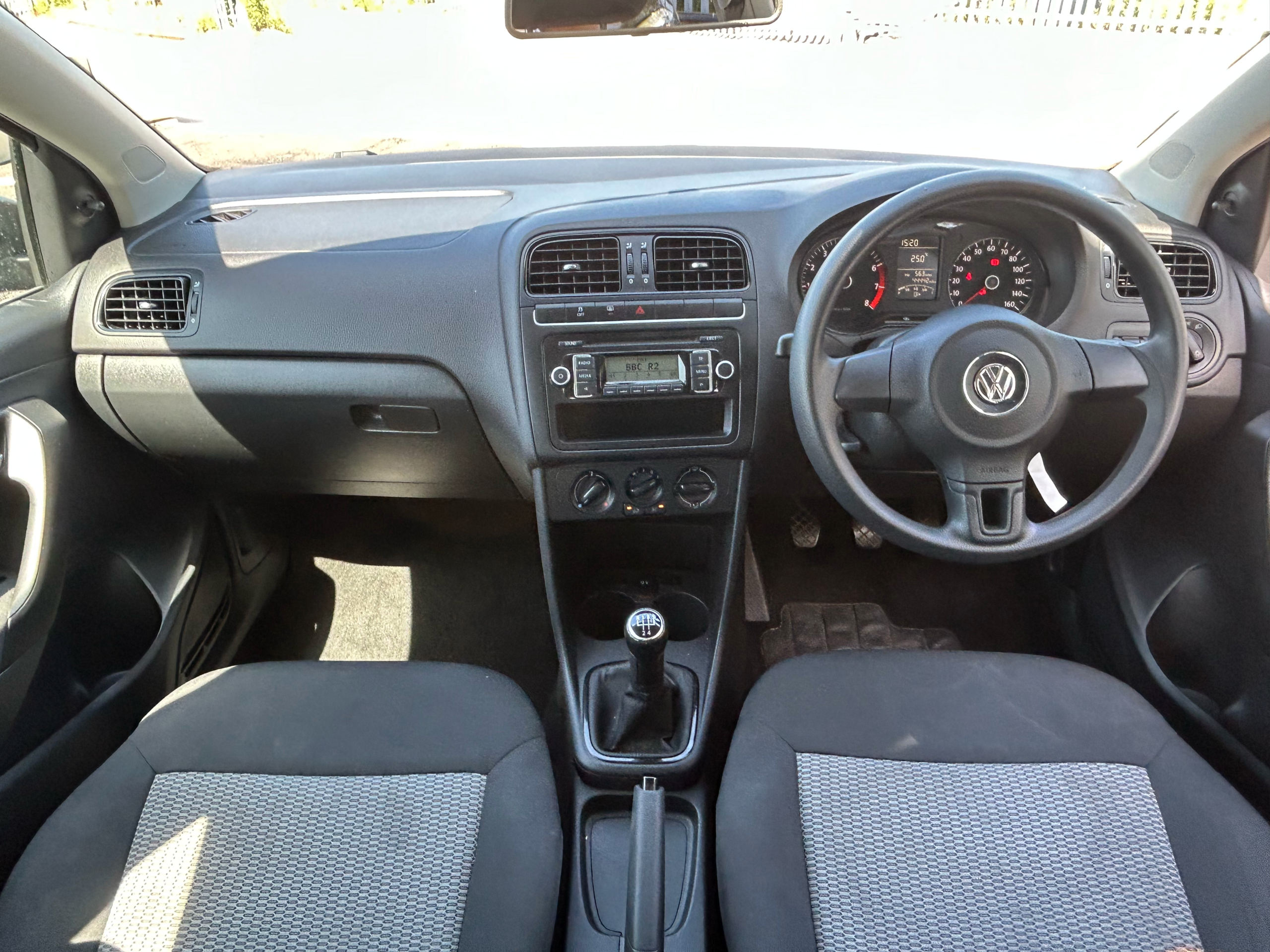 VOLKSWAGEN POLO S