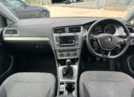 VOLKSWAGEN GOLF SE BLUEMOTION TECH