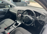Volkswagen Golf SE