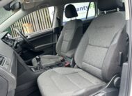 Volkswagen Golf SE