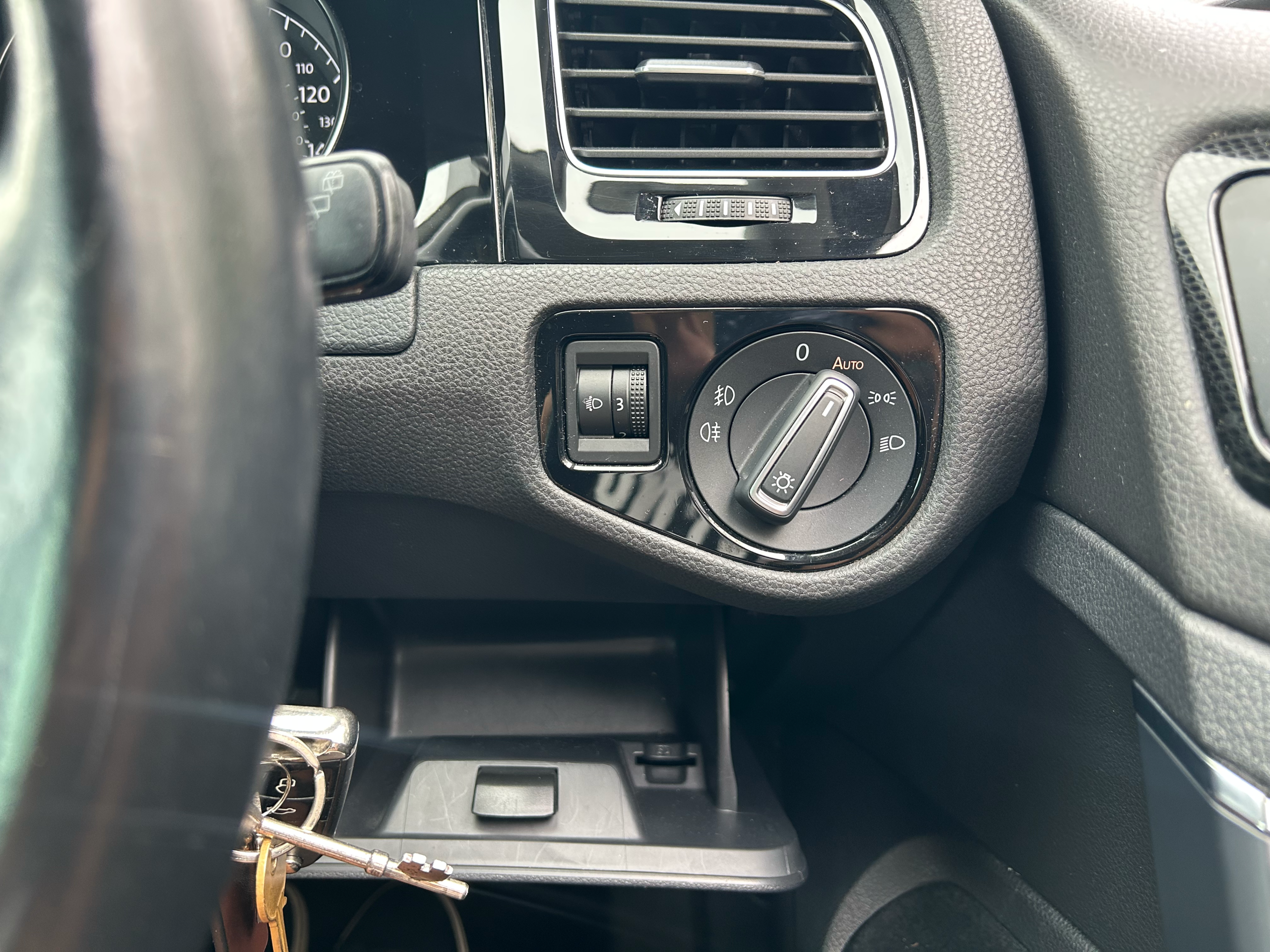 VOLKSWAGEN GOLF GT ACT BLUEMOTION TECH