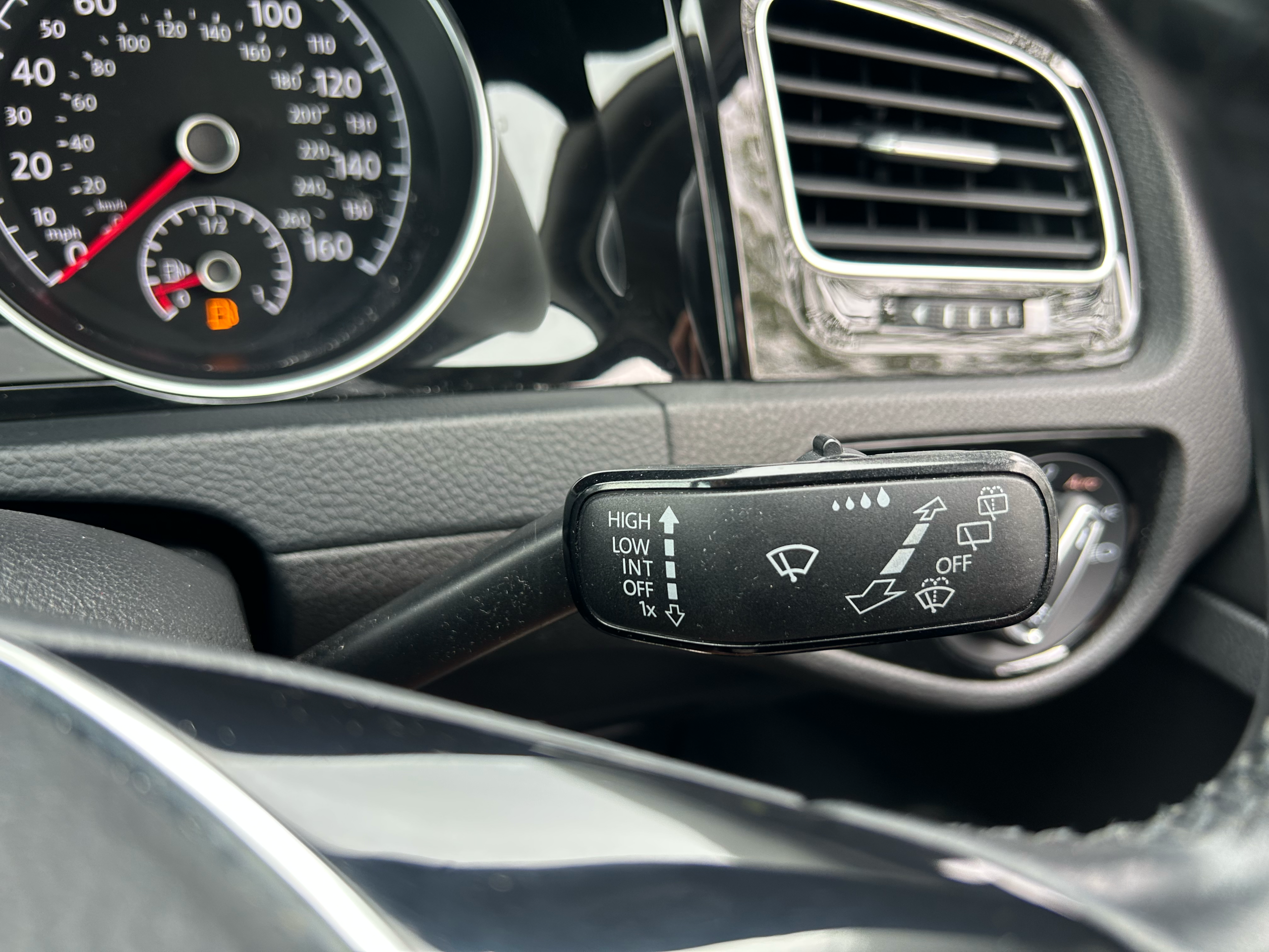 VOLKSWAGEN GOLF GT ACT BLUEMOTION TECH