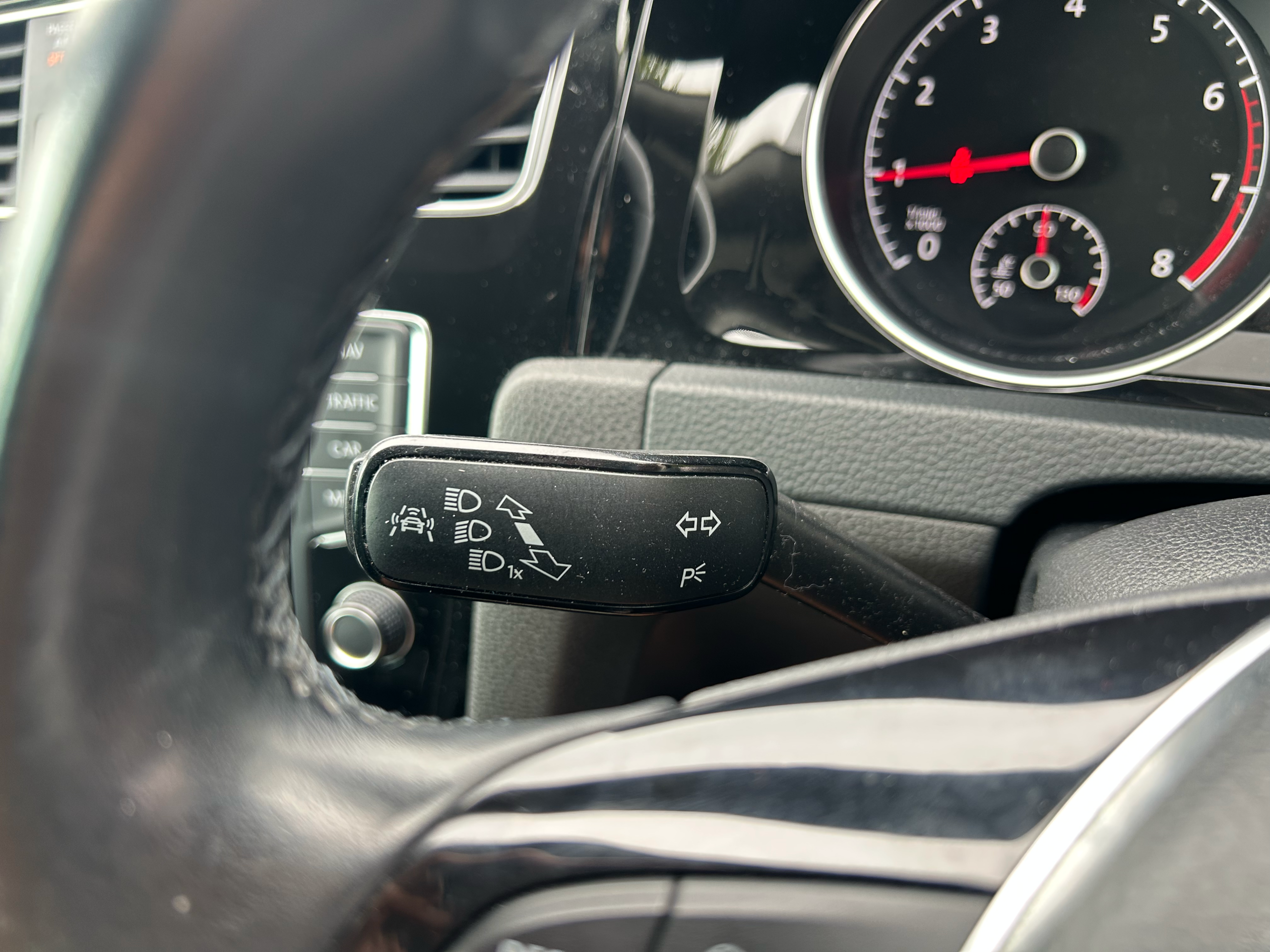 VOLKSWAGEN GOLF GT ACT BLUEMOTION TECH