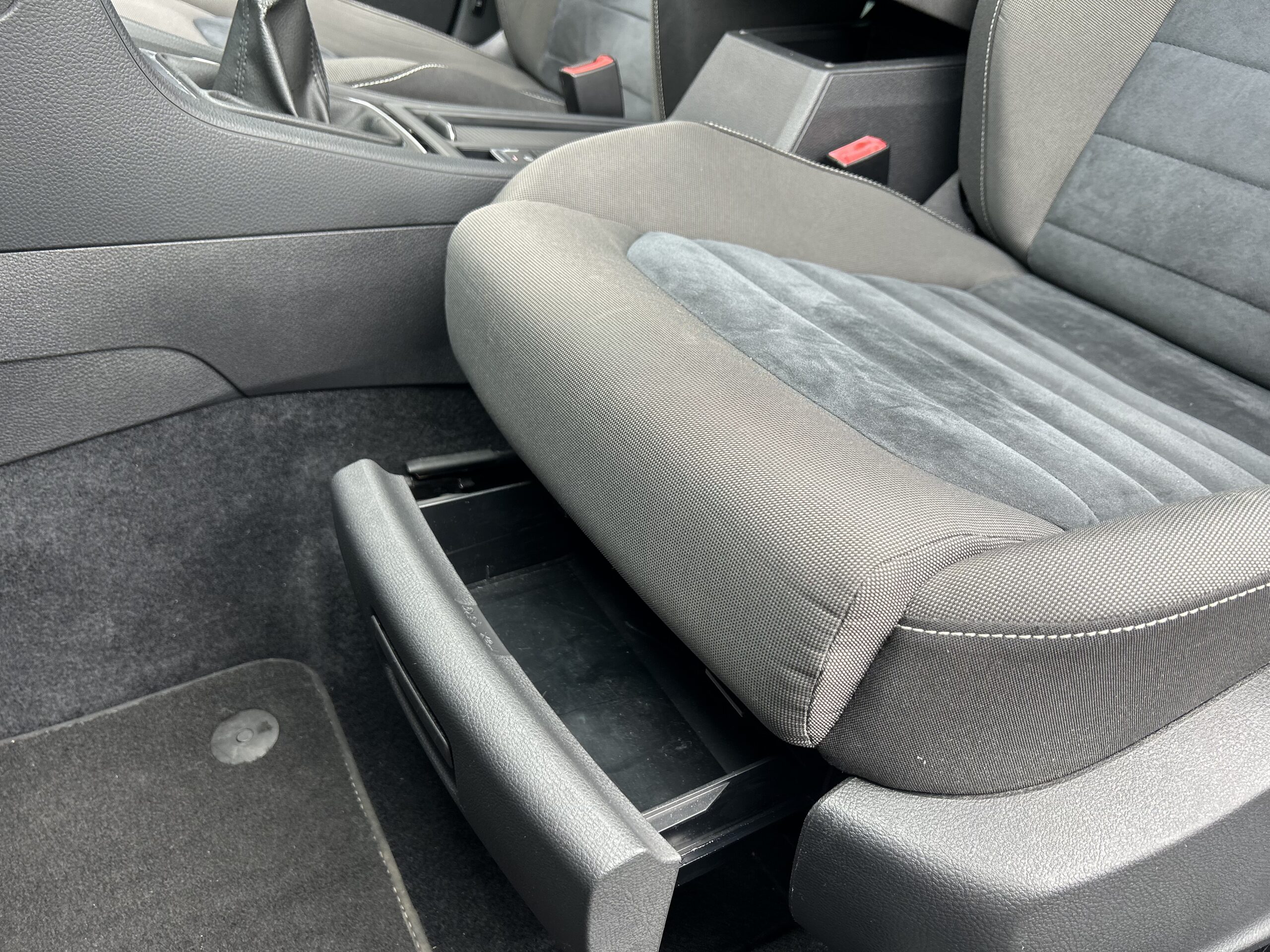 VOLKSWAGEN GOLF GT ACT BLUEMOTION TECH