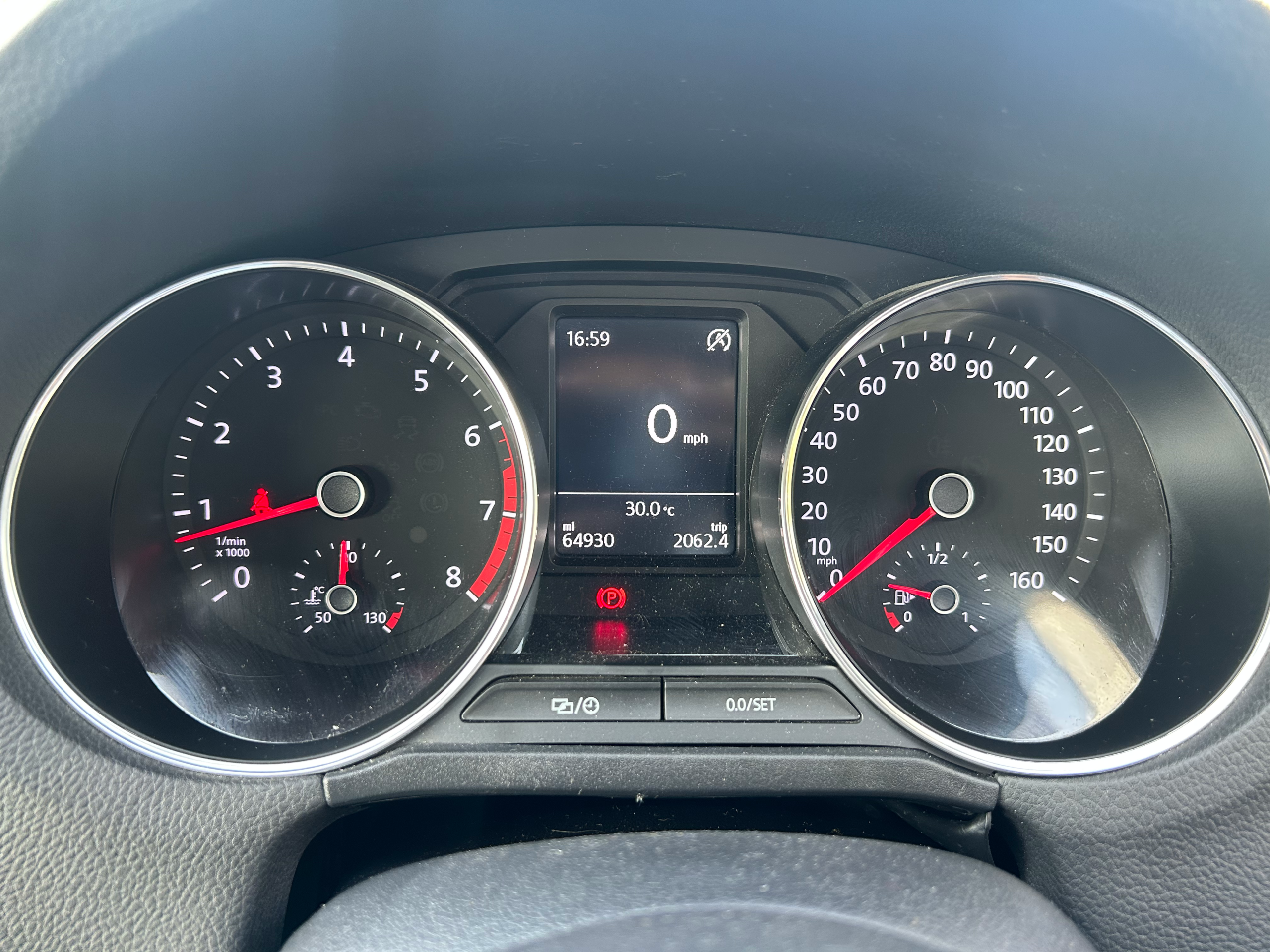 VOLKSWAGEN POLO SE