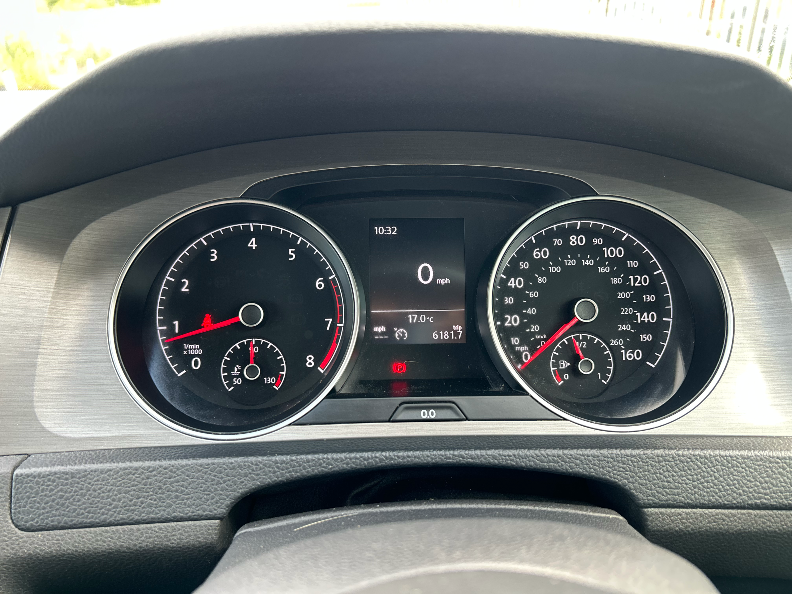 VOLKSWAGEN GOLF MATCH