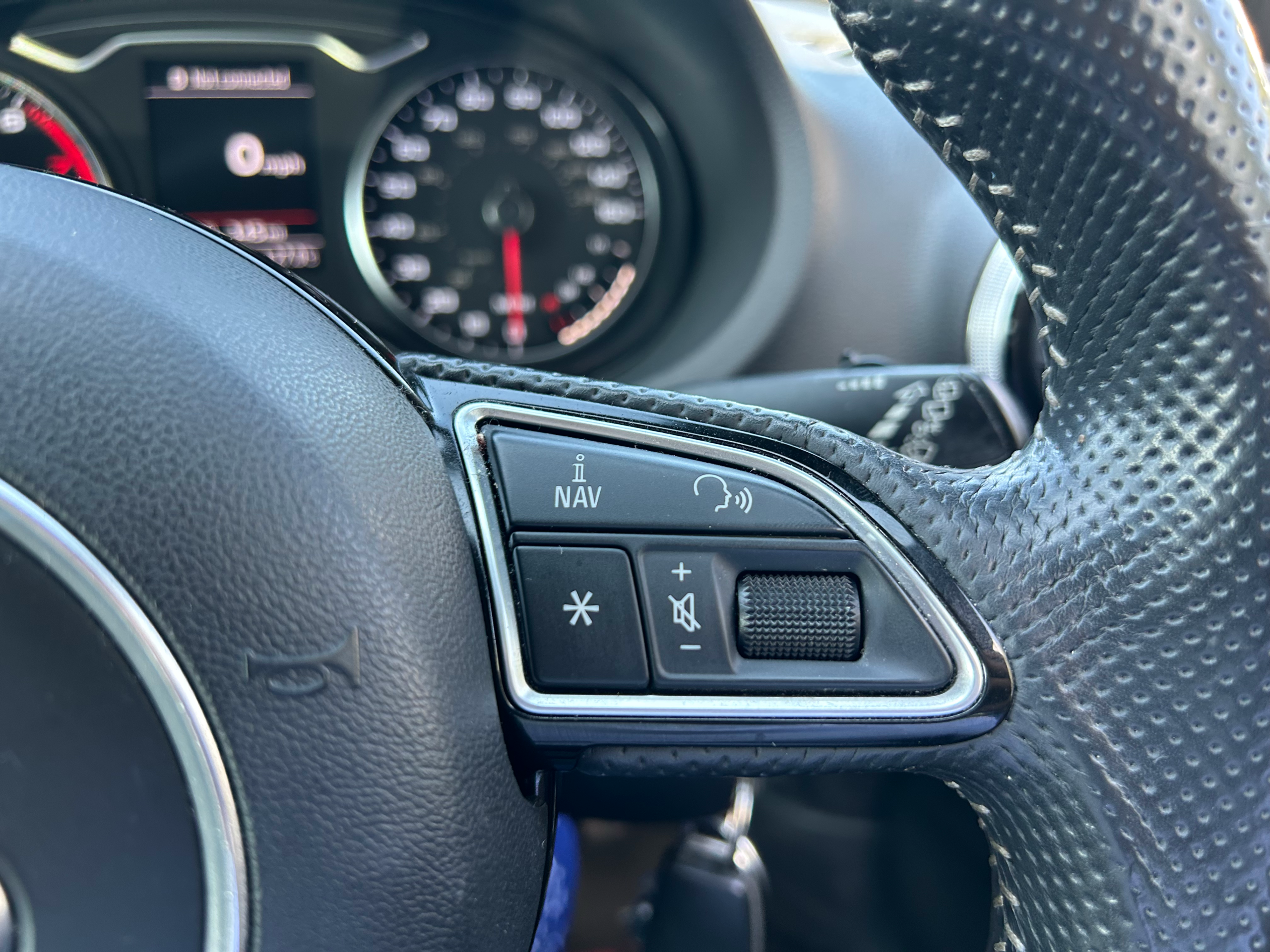 AUDI A3 S LINE